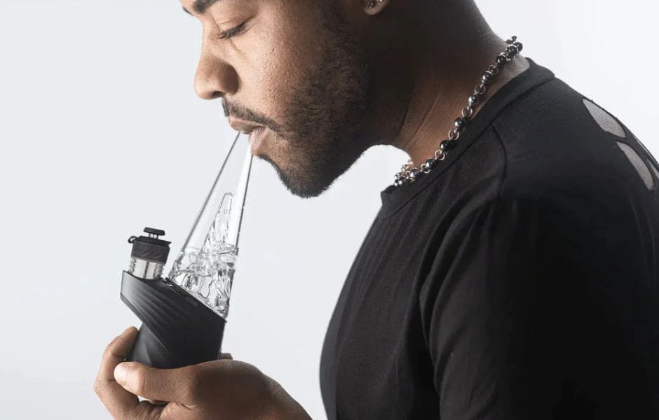 Puffco New Peak Pro 3DXL eRig V2.0 on Mind Vapes Upgraded and Improved Version